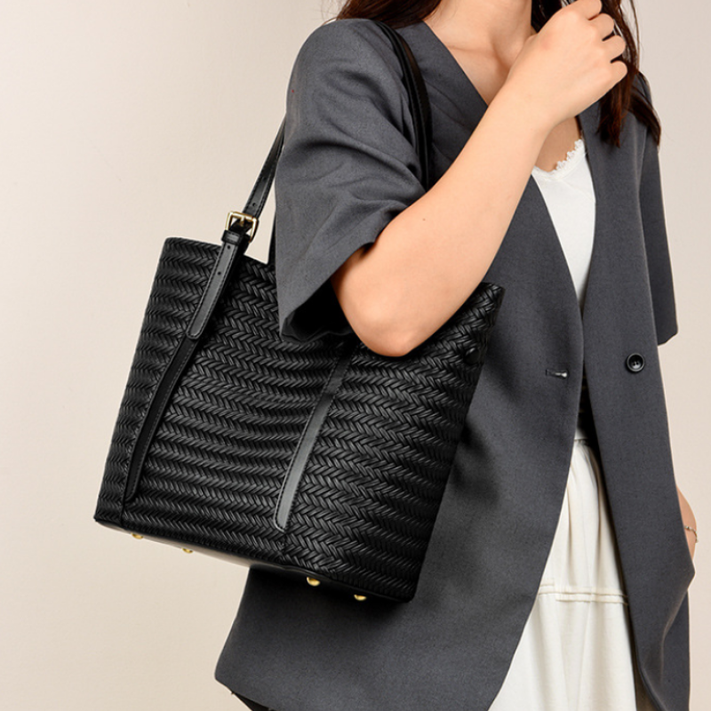 Woven Texture Classic Tote Bag