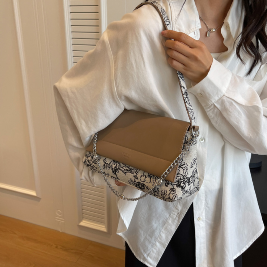Polar Simple Armpit Small Square Shoulder Bag