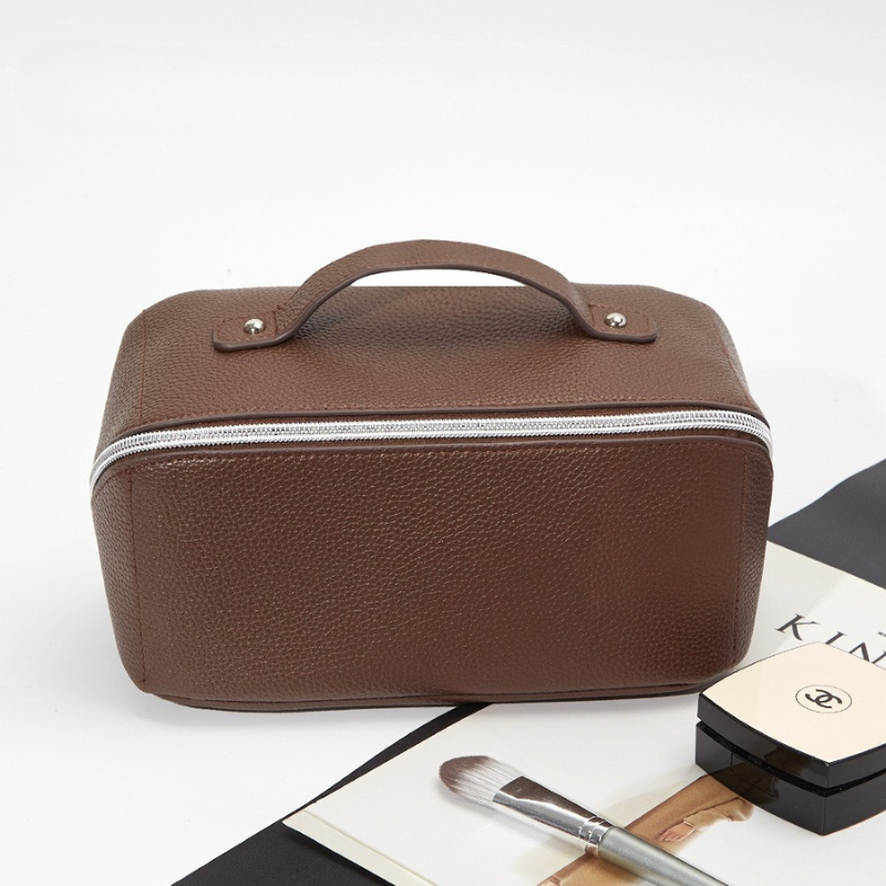 Portable Large Capacity Trendy Bag