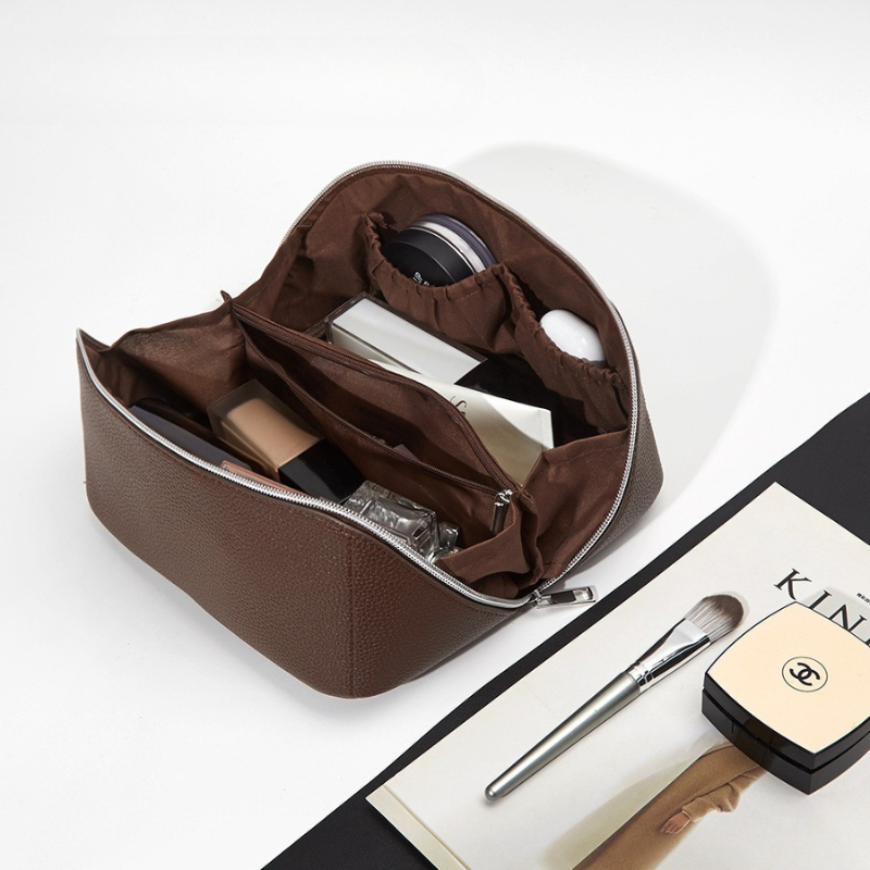 Portable Large Capacity Trendy Bag