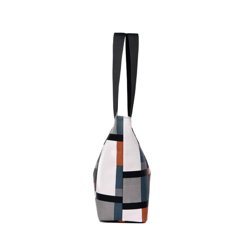 Chic Plaid Pattern Shoulder Bag