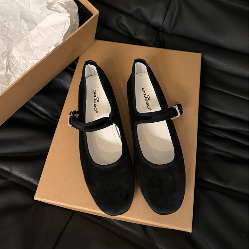 Retro Suede Flat Pumps