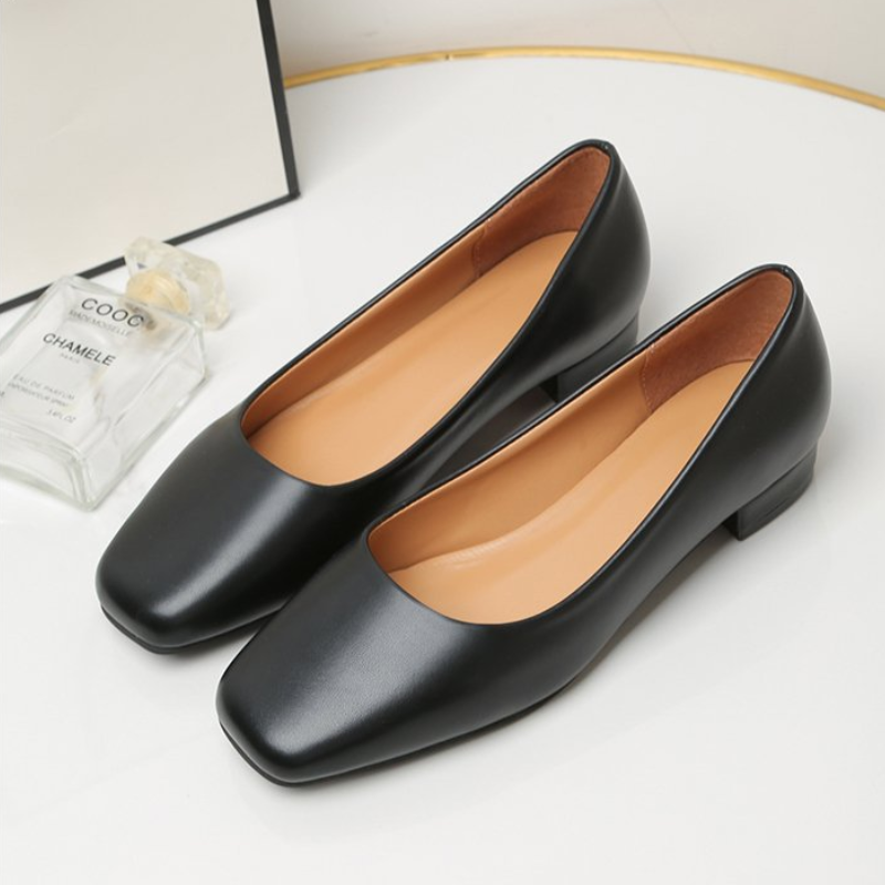 Low Heel Shallow Mouth Commuter Pumps