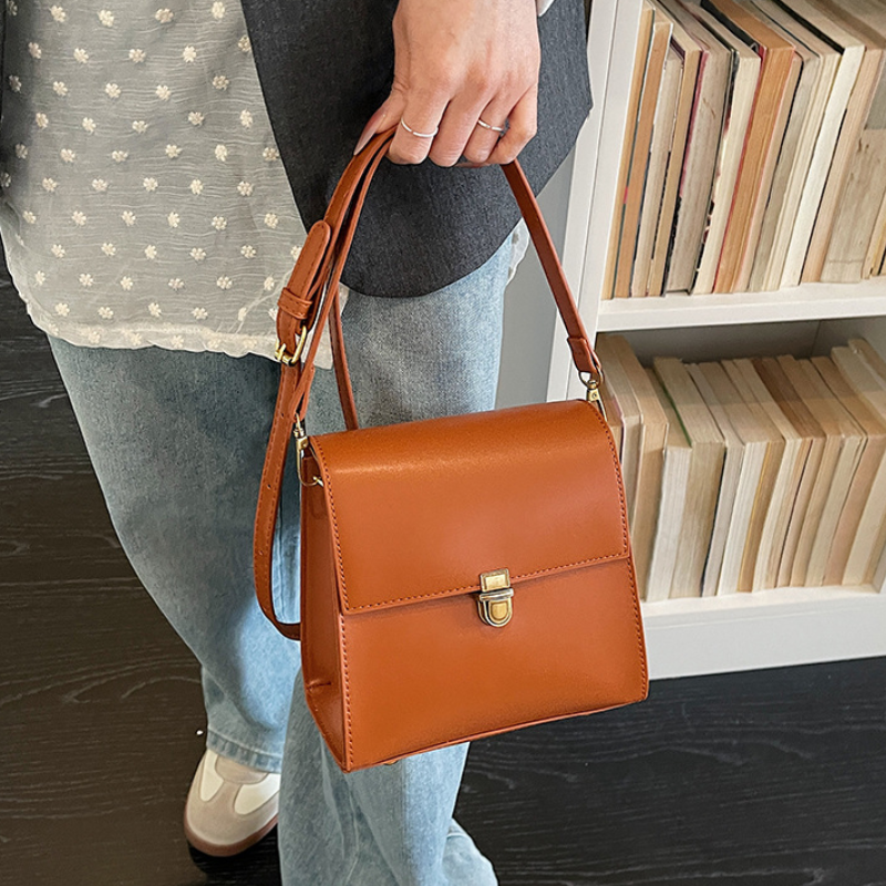 Retro Mode Women’s Square Shoulder Bag