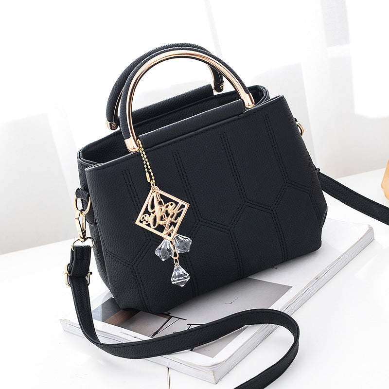 Style Versatile Women's Shoulder Bag