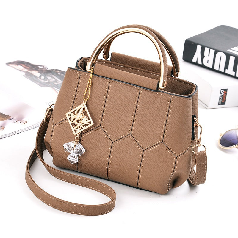 Style Versatile Women's Shoulder Bag
