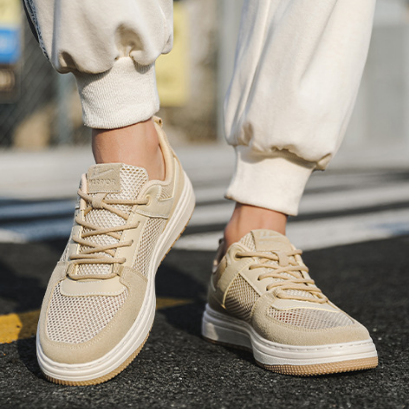 The Motion line Sneakers