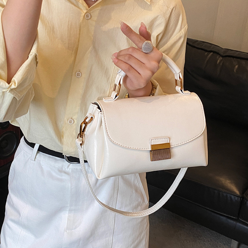 Retro Texture Women’s Mini Handbag