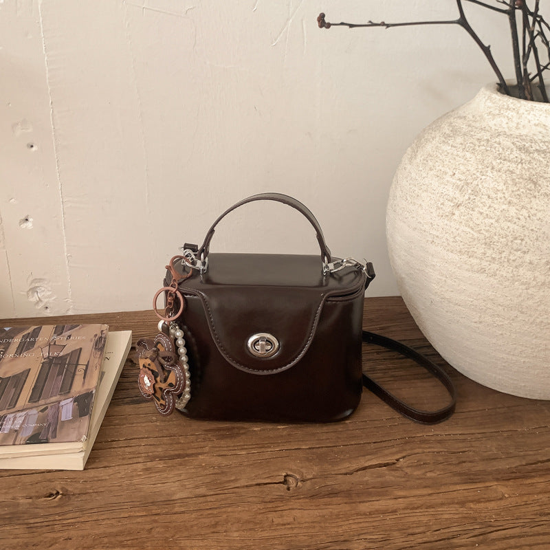 Everyday Allure Women’s Shoulder Bag
