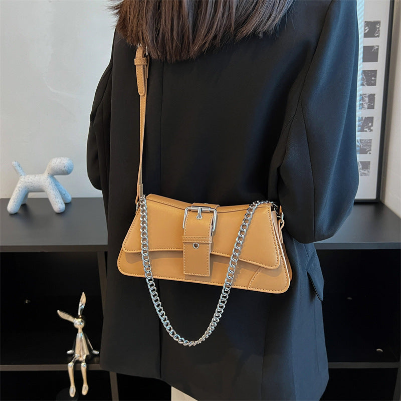 Retro Chain Mini Underarm Crossbody Bag