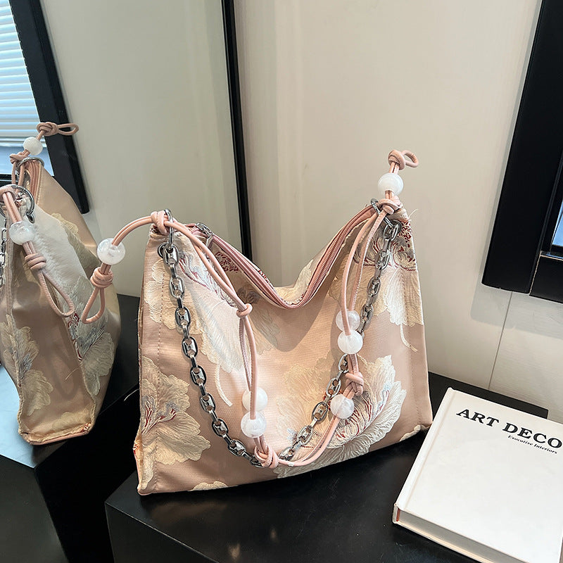 Chinese Embroidered Pearl Canvas Underarm Commuter Tote