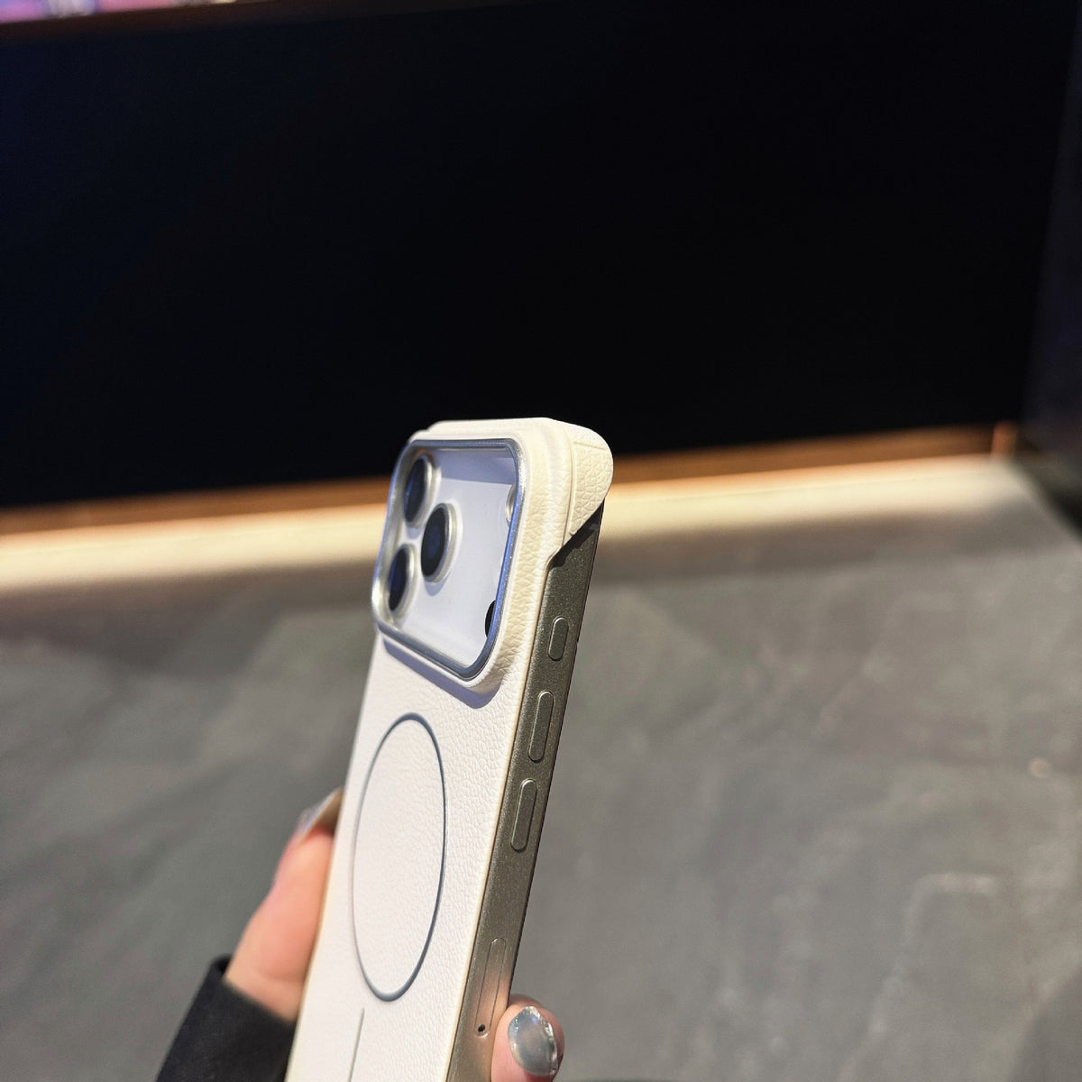 Lunex Ultra-Thin Leather Magnetic iPhone Case