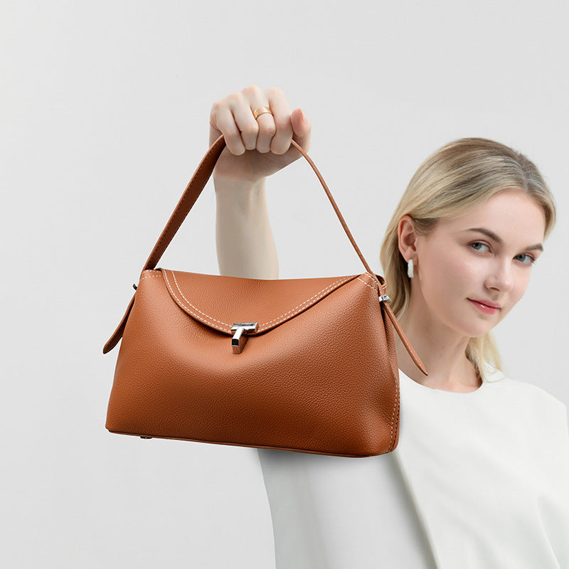 Elegant Ease Large-Capacity Women’s Handbag