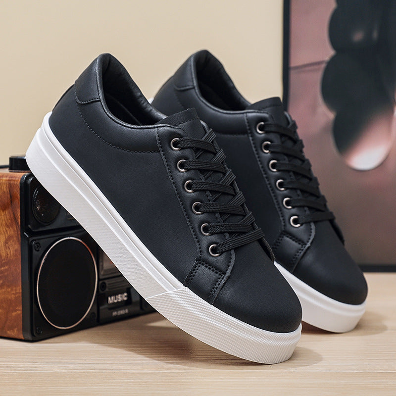 Men’s Classic Low-Top Sneakers