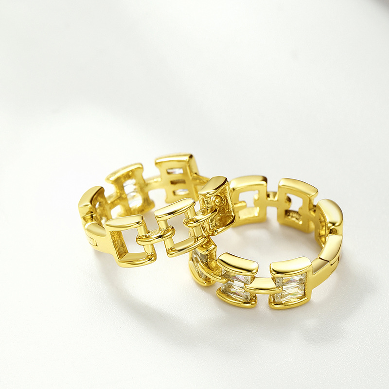 Hollow Zircon Light Luxury Earrings