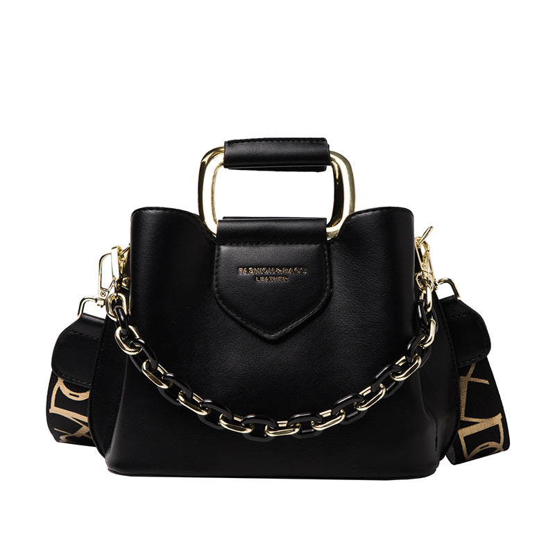 Chain  Bucket Crossbody Bag
