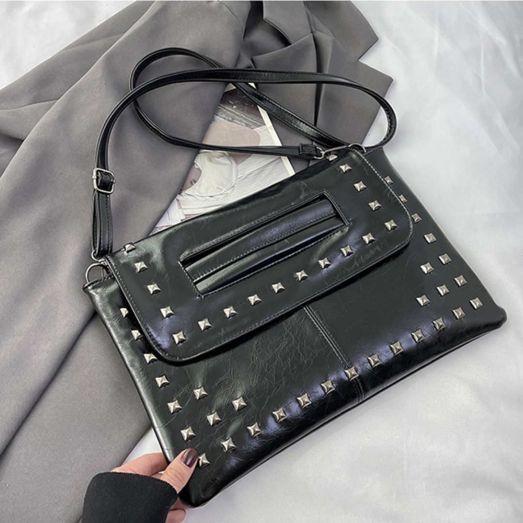 Chic Charm Style Crossbody Bag