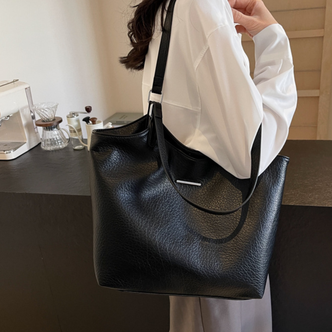 Versatile Underarm Tote Bag