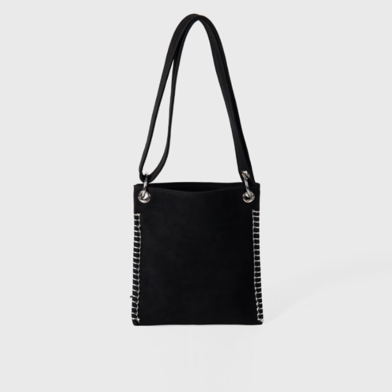 Canyon Minimal Shoulder Bag