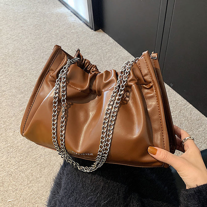 Commuter Chain Shoulder Bag