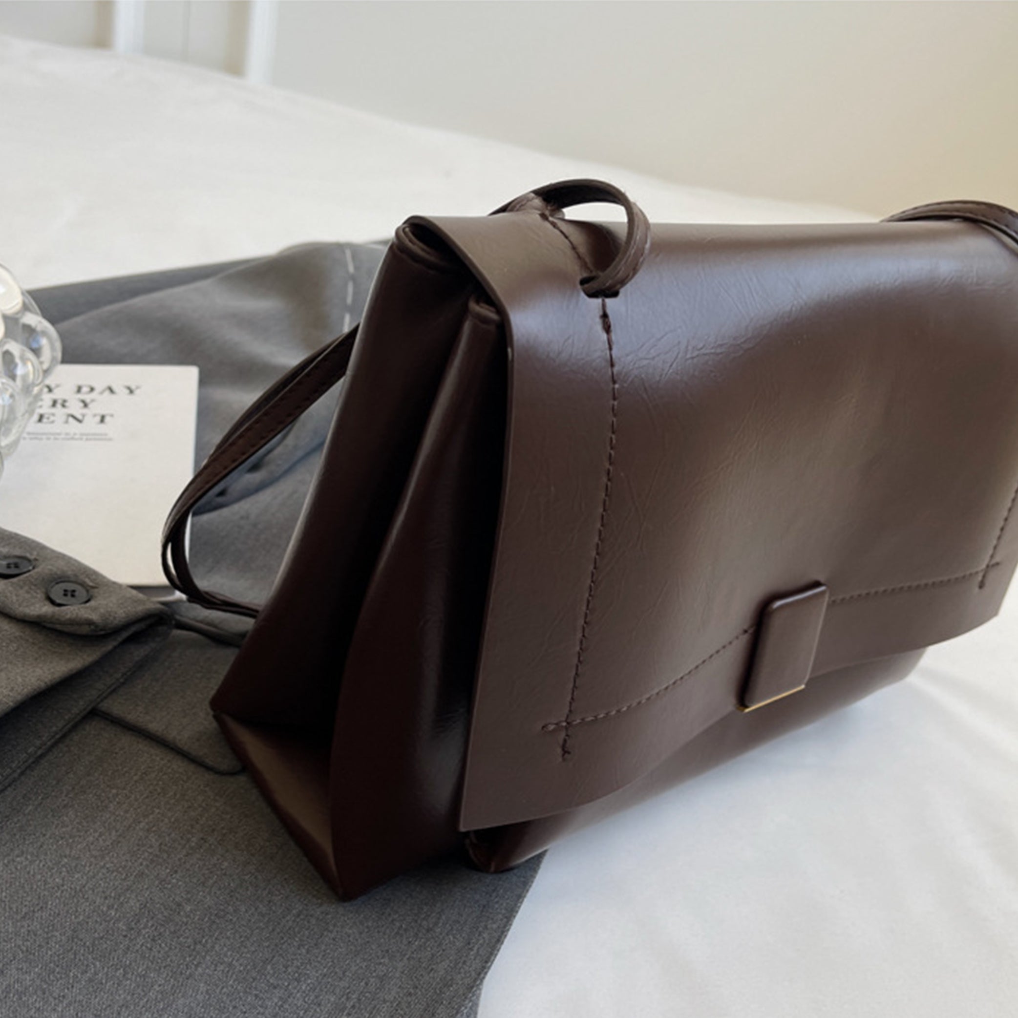 Luxe Haul Grandeur Shoulder Bag