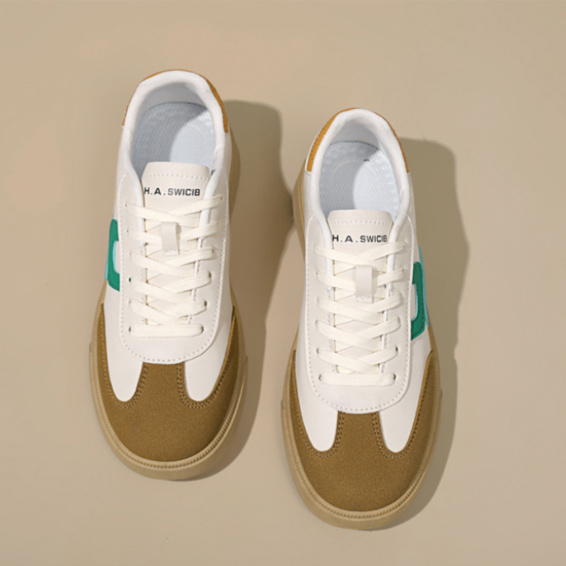 Retro Glide T-Toe Sneakers