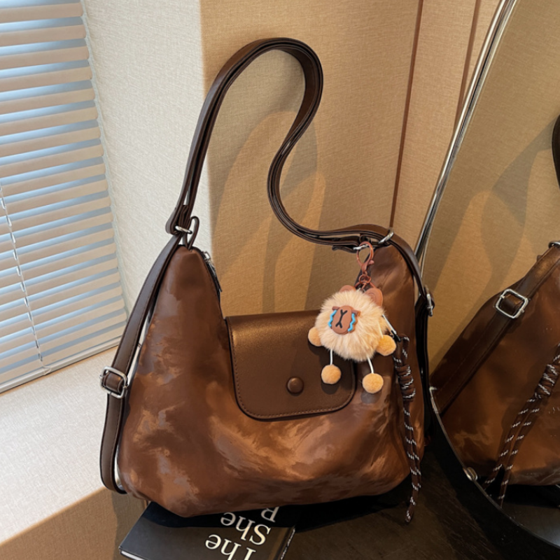 Niche Commuter Shoulder Bag