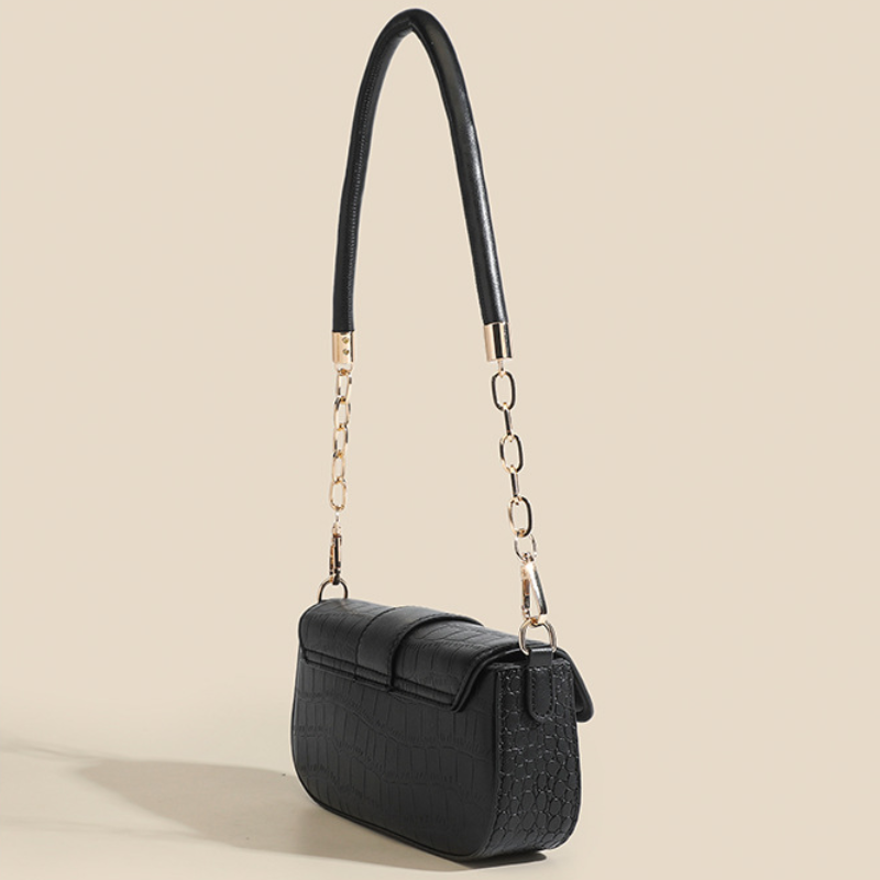 Chain  Niche Underarm Crossbody Bag