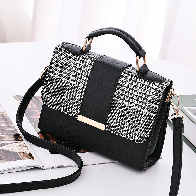 Trendy Fusion Shoulder Bag