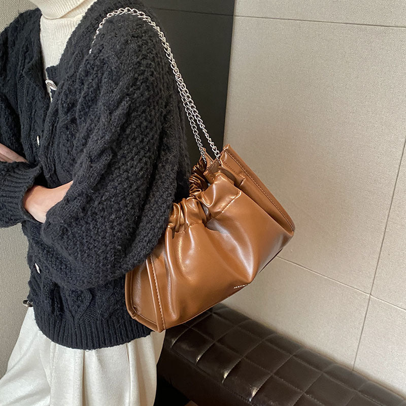 Commuter Chain Shoulder Bag