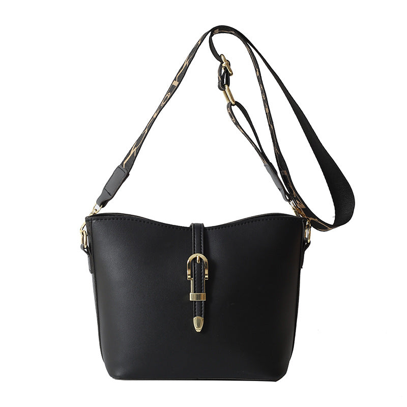 Western Chic Wide Bucket Bag