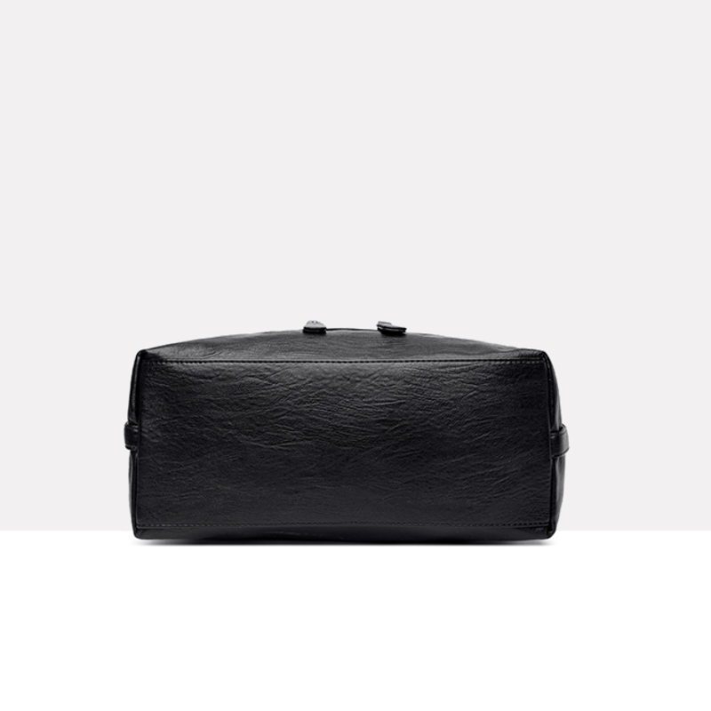 Supple Line Shoulder Bag