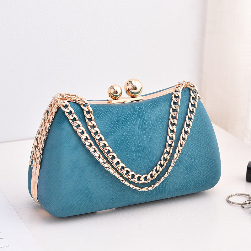 Classic Chic Metal Frame Chain Clutch