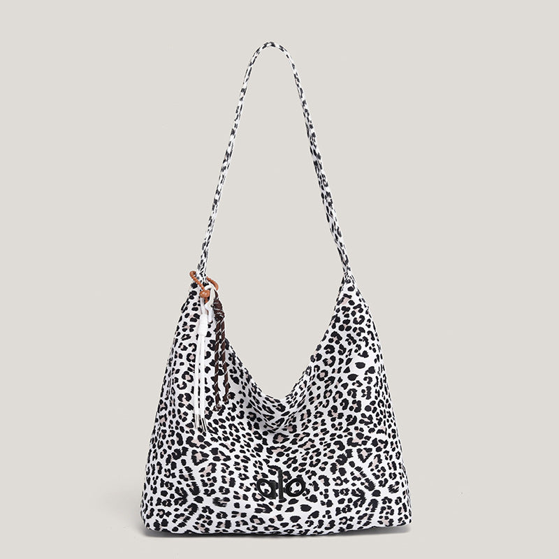 Retro Leopard Print Women’s Tote Bag