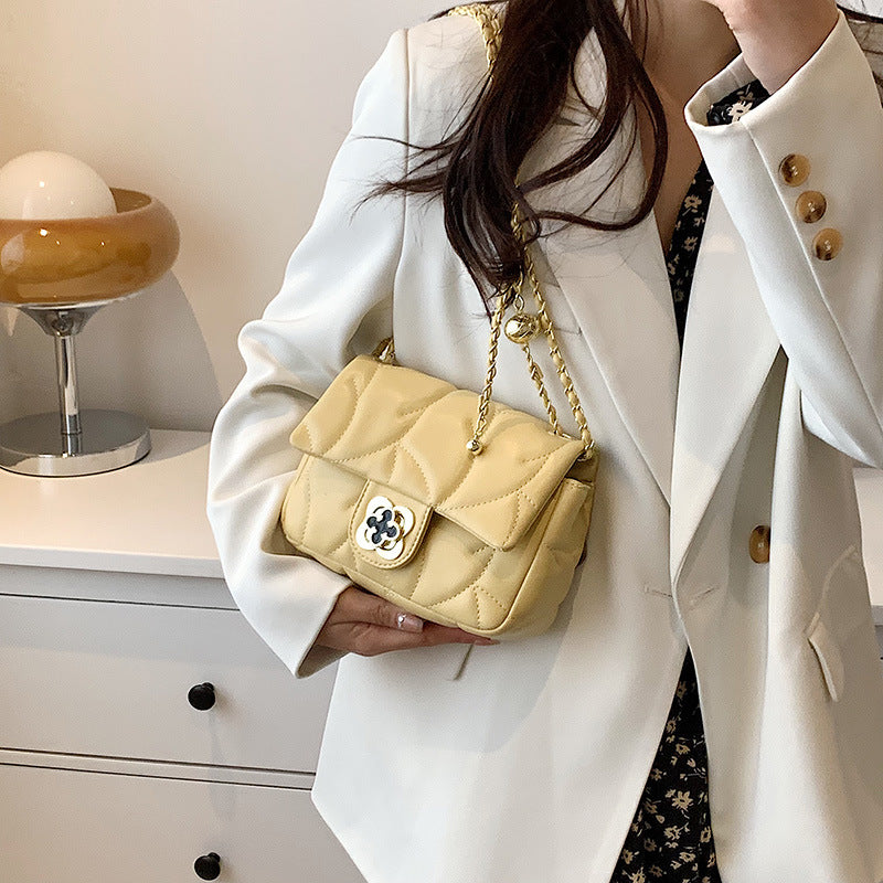 Summer Luxe Versatile Shoulder Bag