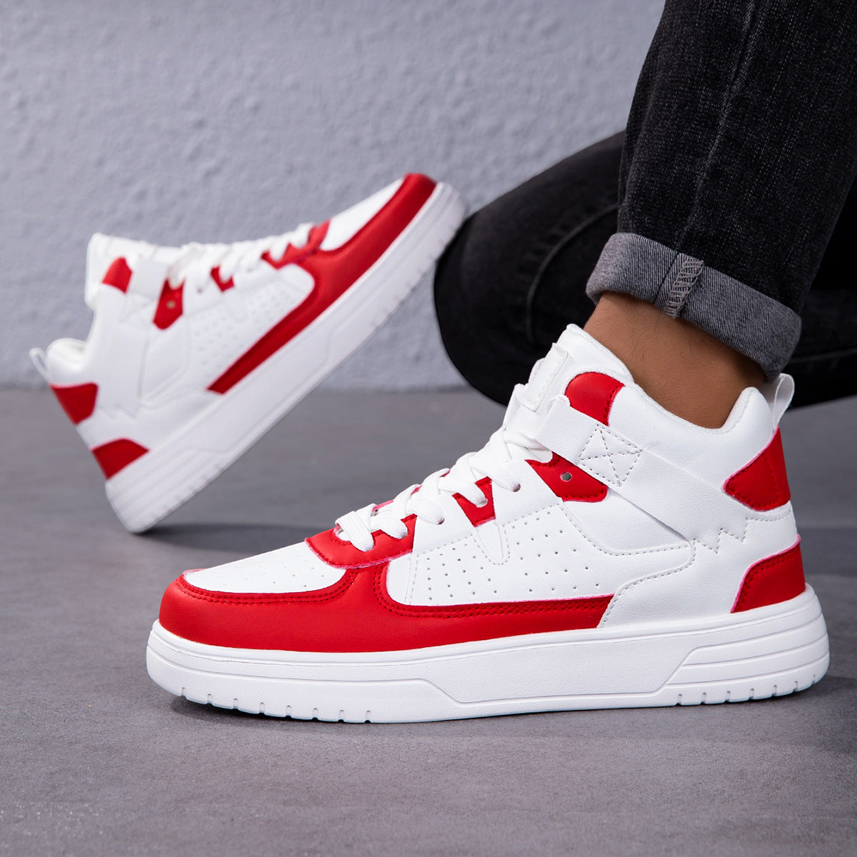 Unisex Soft Step Lace-Up Casual Sports Sneakers