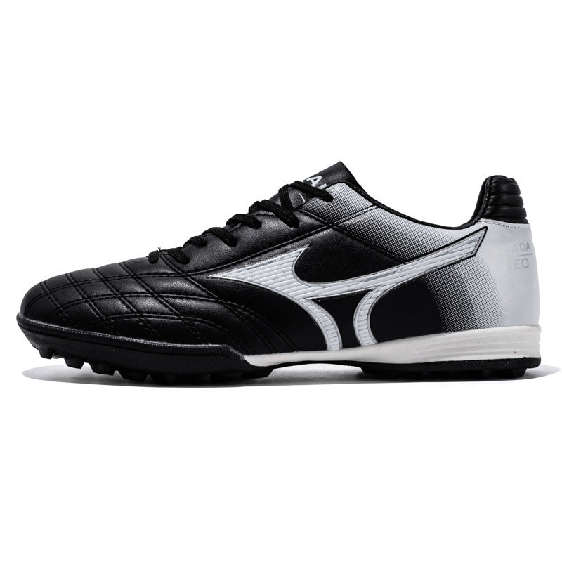 StrikerFlex Lightweight Soccer Shoes