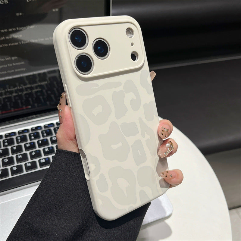 LuxePaw Silicone Leopard Magnetic iPhone Case