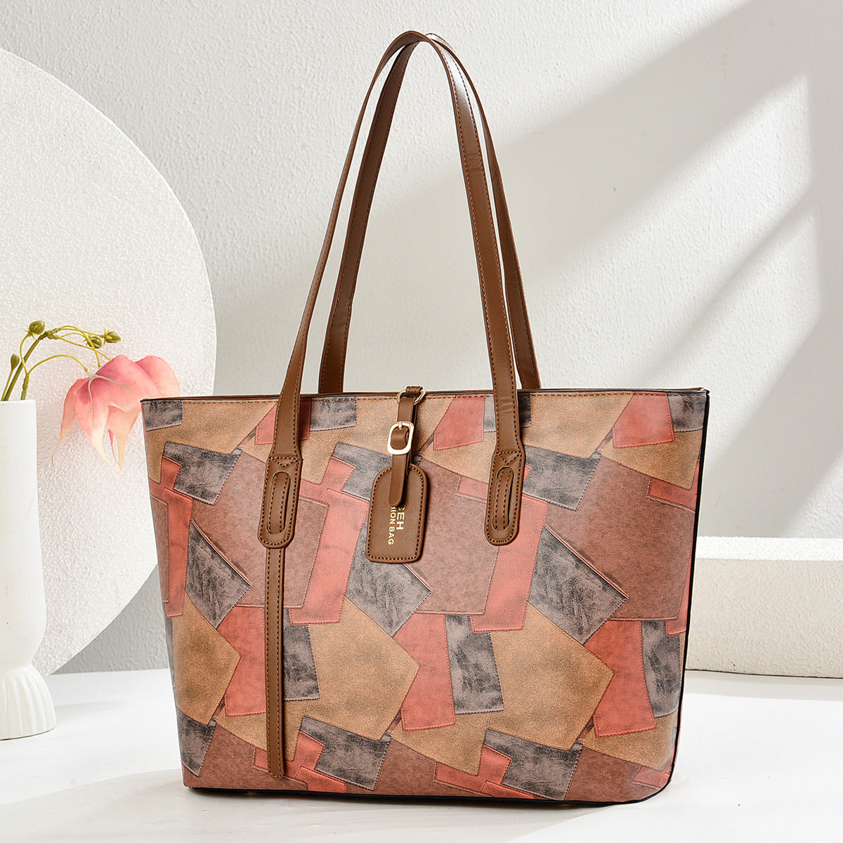 Graceful Arc Shoulder Bag