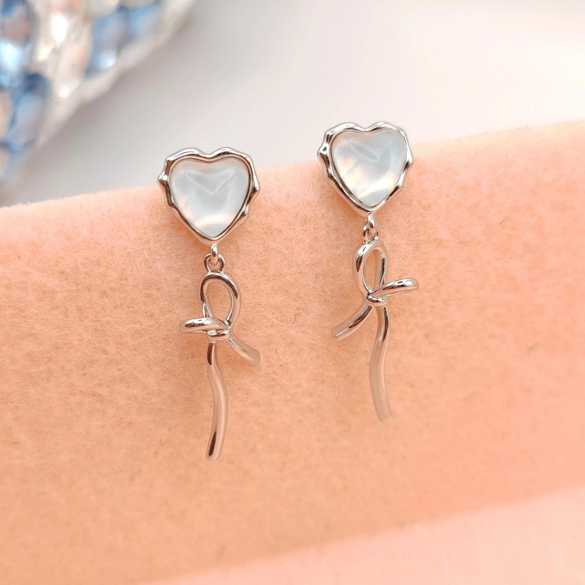 White Mocha Stone Heart Bow Ribbon Earrings