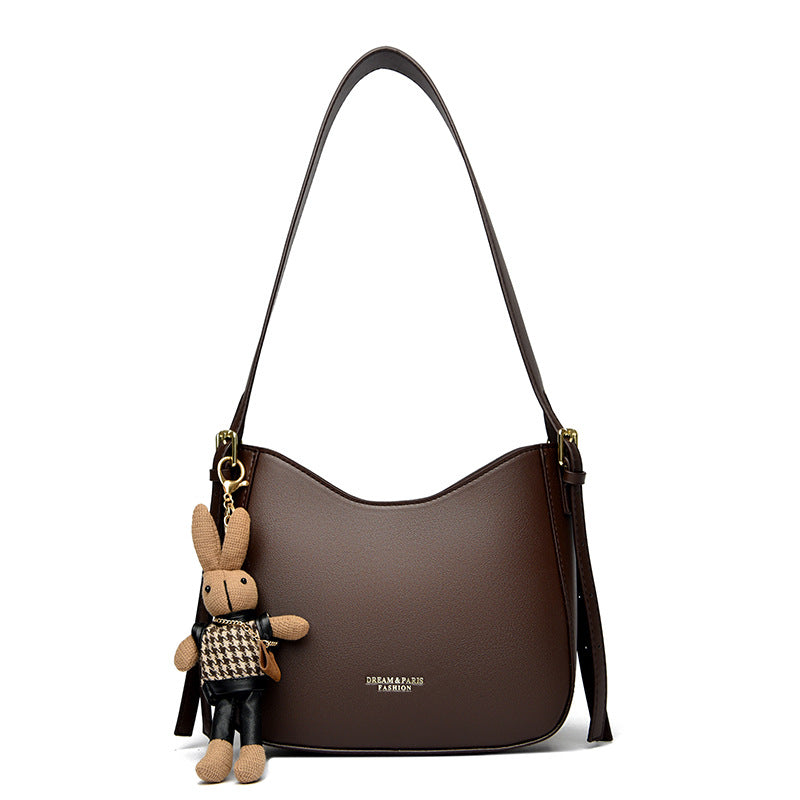 Elara Minimal Charm Women’s Shoulder Bag