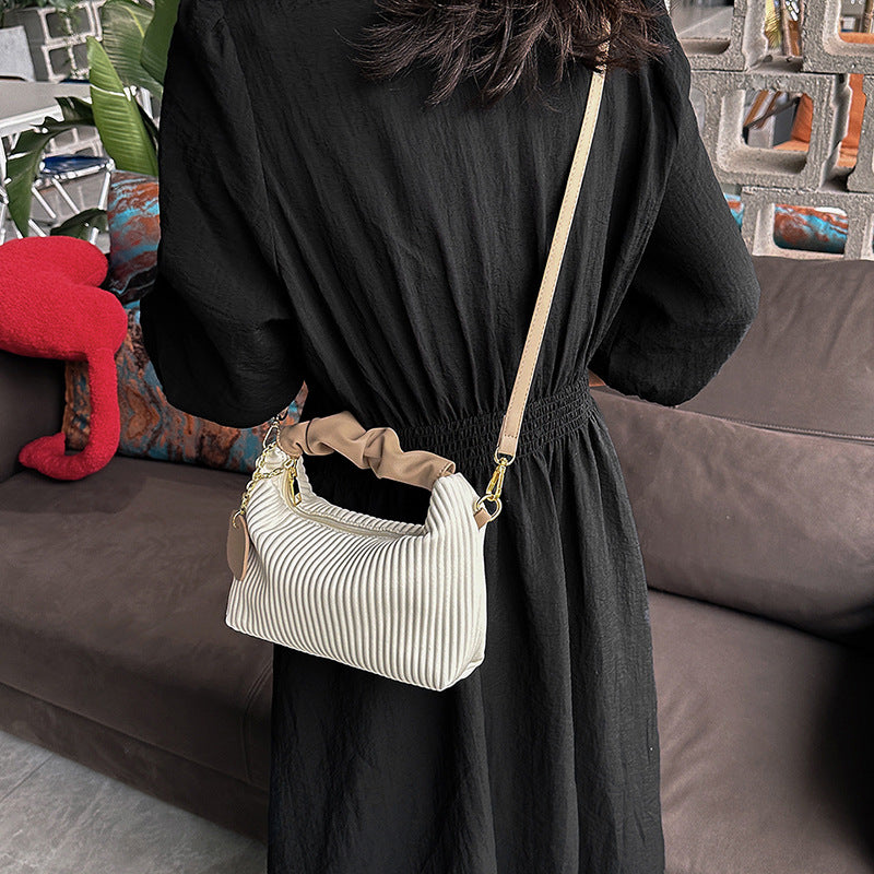 Retro Texture Pleated  Handbag