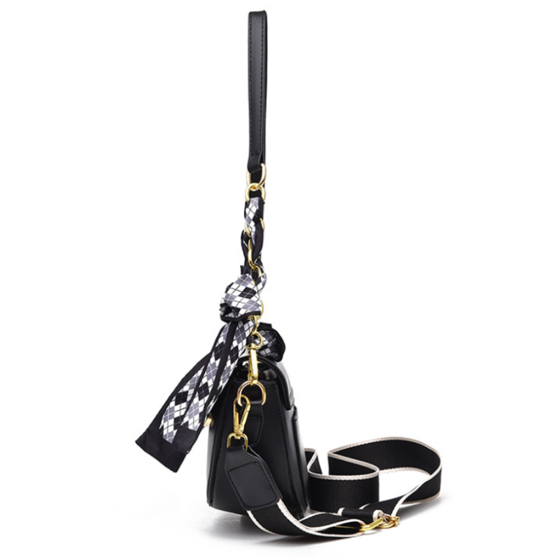 Saddle Muse Underarm Shoulder Bag