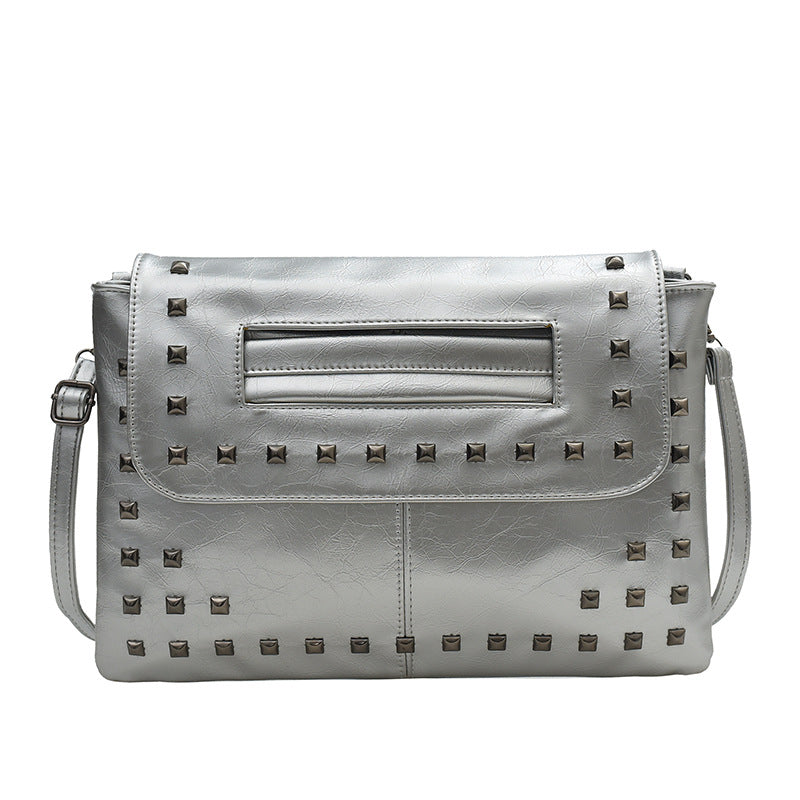 Chic Charm Style Crossbody Bag