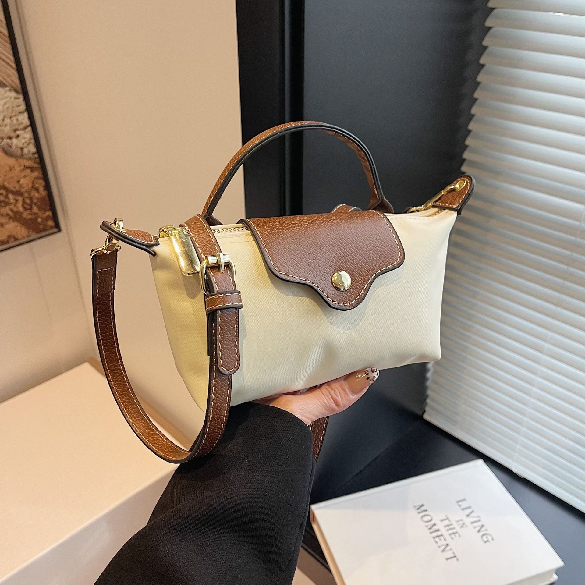 Trendy Square Crossbody Bag For Women
