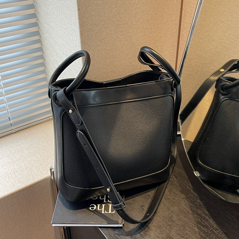 Simple Contrast Color Bucket Bag