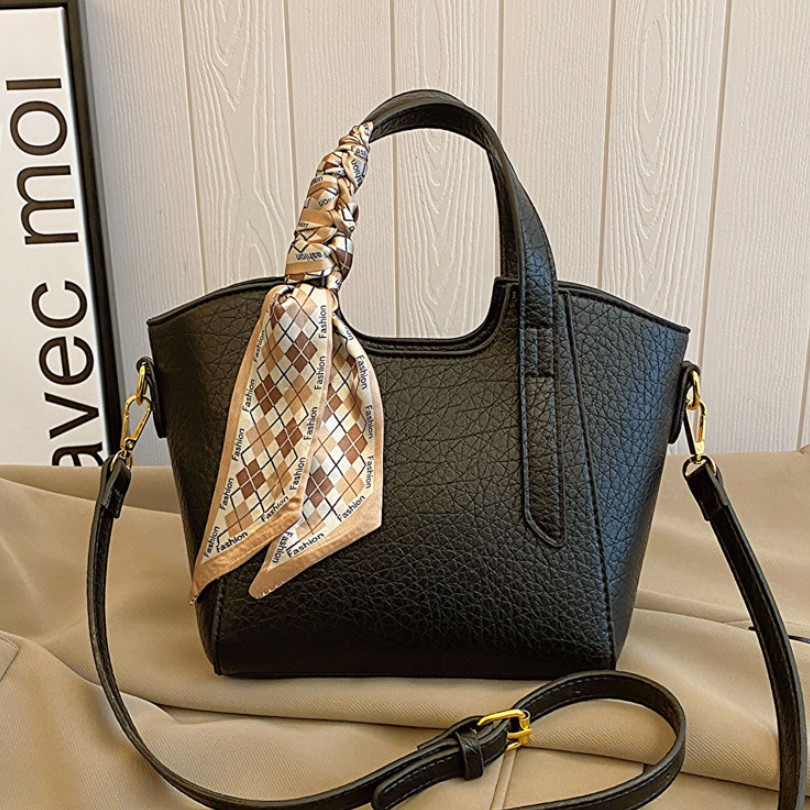 Vintage Bloom All-Season Handbag