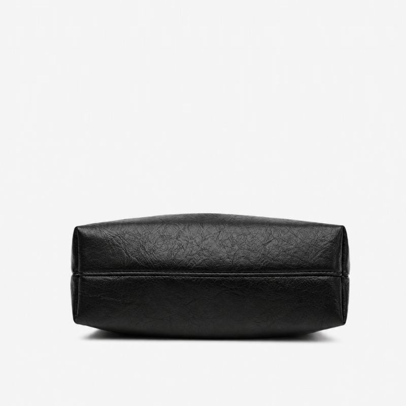 Chain Accent Premium Shoulder Bag