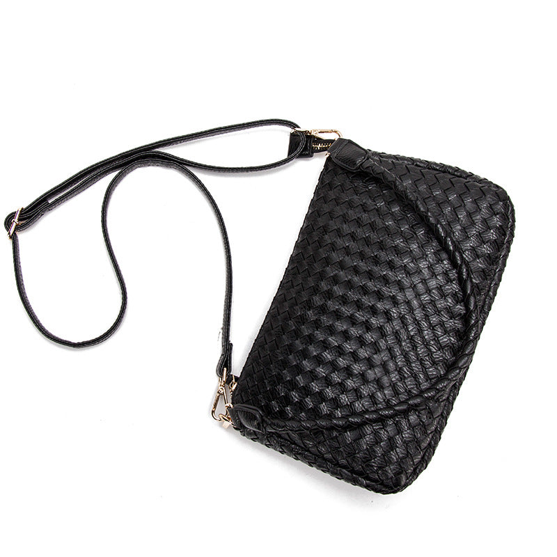 Modern Hand-Woven Shoulder bag