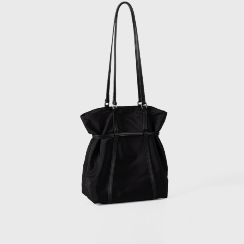 Eclipse Minimal Bucket Bag